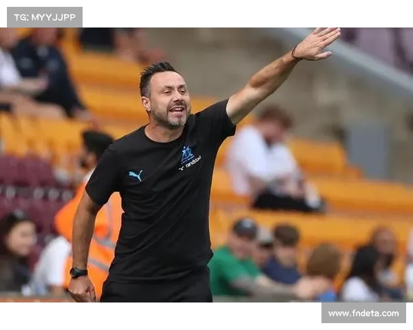 德泽尔比马赛首秀阵容多变，战术创新引关注